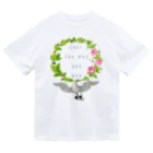 PALA's SHOP　cool、シュール、古風、和風、の幸福を運ぶ鳥「Just the way you are」 Dry T-Shirt