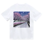 Yossy's Item Factoryの夜の桜並木に雪 ドライTシャツ