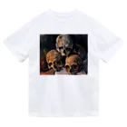 世界美術商店の積み重ねた骸骨 / Pyramid of Skulls ドライTシャツ