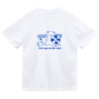 大村イスのにゃんこと海に行こうよ Dry T-Shirt