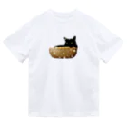 MKPoppp! shopのカゴの中の猫🐈‍⬛ ドライTシャツ