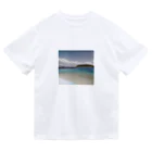 pretty peachのお店の海に癒されて Dry T-Shirt