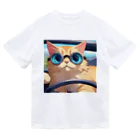 gansohachirokuのオープンカーでドライブしてる猫 Dry T-Shirt