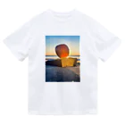 ARTPARTNERの 朝焼けのりんご　 Dry T-Shirt