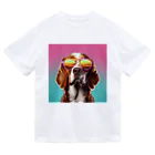 AQUAMETAVERSEのサングラスをかけた、かわいい犬 Marsa 106 Dry T-Shirt