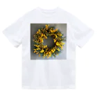 AQUAMETAVERSEのミモザの花をりース　なでしこ1478 ドライTシャツ