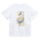 cute styleのLucky Flower Silver Blue Dry T-Shirt