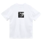 yohiti193の（モノクロ写真風）山間の戦場のジオラマ③ Dry T-Shirt