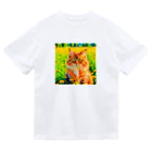 猫好きの谷の猫の水彩画/花畑のサイベリアンねこのイラスト/キジトラネコ Dry T-Shirt