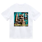 虎猫愛好会の武器を持つ虎猫 Dry T-Shirt