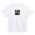 kokin0の足を広げて座る犬 Dry T-Shirt