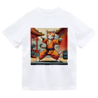 8890のカンフーキャット ドライTシャツ