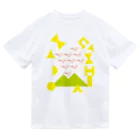 inae-doの朱鷺と金山（白背景つき） ドライTシャツ