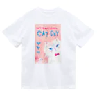 wokasinaiwoのセカイとネコ（コーラルピンク） Dry T-Shirt