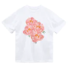 Katie（カチエ）のシャクヤクの花束 ドライTシャツ