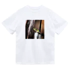 カエル屋の人間みたいなカエルくん3 Dry T-Shirt