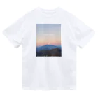 horror_nou13の淡い空の富士山 ドライTシャツ