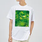 akane_art（茜音工房）の癒しの風景（クローバー） Dry T-Shirt