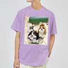 ぴゅあチカエ嬢ショップ🎷👱‍♀️🐶のおやつに目のない2人 ドライTシャツ