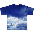 カエル工場の●雲の切れ間_青［kaerukova］ All-Over Print T-Shirt :back