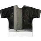 ベアーズ&サーモンの鹿の守護 All-Over Print T-Shirt