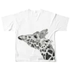 Romancan(ロマン缶)のキリン All-Over Print T-Shirt :back