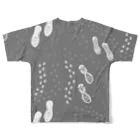 POPOPOPのPOPOPOP - 足跡 All-Over Print T-Shirt :back