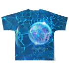 Aimurist のHolographic D’gaia 水 フルグラフィックTシャツの背面