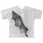 RBOBの覗く女 All-Over Print T-Shirt