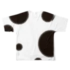 chyumonの黒ドットスケート靴 All-Over Print T-Shirt :back