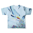 Hidai AyakaのSnowFlower All-Over Print T-Shirt :back