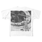 とあ~る放送部【JAPAN】の方位チェック中 All-Over Print T-Shirt