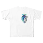 LuCaのHeart フルグラフィックTシャツ