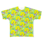 KAERUCAFE SHOPのゴリラと飼育員 All-Over Print T-Shirt