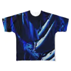 ARTISOURCEのSpace trip All-Over Print T-Shirt