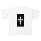 Syao.【しゃお】神述ハルの十字架ブラック／ブラック フルグラフィックTシャツ