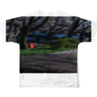 山本浩生美術商店の赤い人白い人・そのシルエット All-Over Print T-Shirt :back