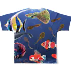 MarchanMerchantのMarchan 海に行く All-Over Print T-Shirt :back