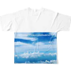 Cafe Lounge & Library pratimākrrm cĥā -ゆるやかな彫刻-のゆるやかな雲 All-Over Print T-Shirt :back