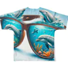 れいのイルカの視界：海の楽園を映すサングラス All-Over Print T-Shirt :back