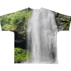 CCCHEART のwaterfall フルグラフィックTシャツの背面