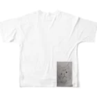 まぁいっかぁのにゃんたろう All-Over Print T-Shirt :back