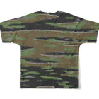 Military Casual LittleJoke のCamoTiger タイガーストライプ風 布風迷彩 サバゲー装備 All-Over Print T-Shirt :back