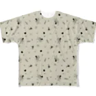 白屋のKuro&Charlie All-Over Print T-Shirt