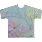 Mitsukoの水面に浮かぶ花 All-Over Print T-Shirt