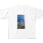 Makoto_Kawano Designの笑うトカゲ All-Over Print T-Shirt