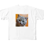 フリーダムの見つめる猫 All-Over Print T-Shirt