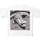 デイリーニューアイテムストアの少しだけ可愛いワニさん All-Over Print T-Shirt