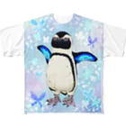 ヤママユ(ヤママユ・ペンギイナ)のケープペンギン「ちょうちょ追っかけてたの」(Blue) フルグラフィックTシャツ