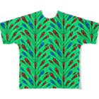 SANKAKU DESIGN STOREのキミの奥まで飛んで行け！ GREEN All-Over Print T-Shirt